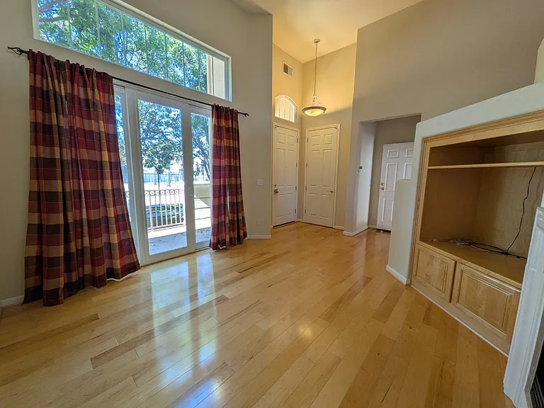 4086 Crandall Cir #4086 — Photo 16