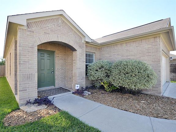 3rd image of 2109 Oltons Bluff Dr