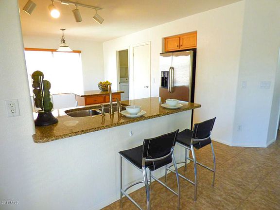 3rd image of 42271 W Anne Ln