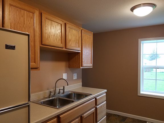 4th image of 2218 Avenue C