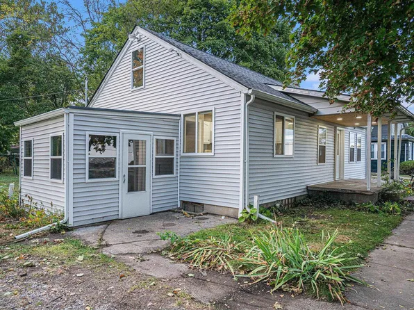 1023 S 9th St, Goshen, IN 46526