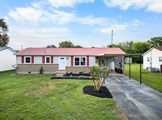 222 Jackson St, Lawrenceburg, TN 38464