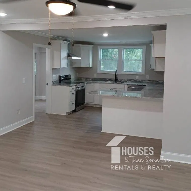 202 Arrowood Branch Rd — Photo 3