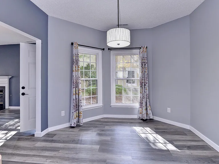 1596 Willow Cv — Photo 16