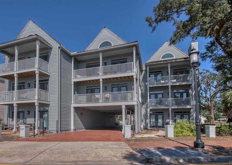 1st image of 534 E Zarragossa St #7