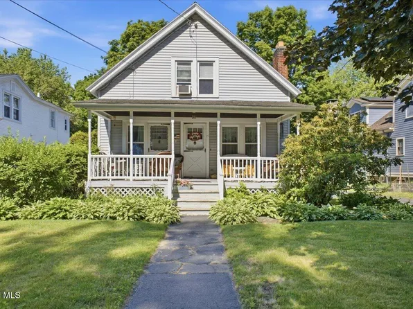 17 Granger Avenue, Saratoga Springs, NY 12866