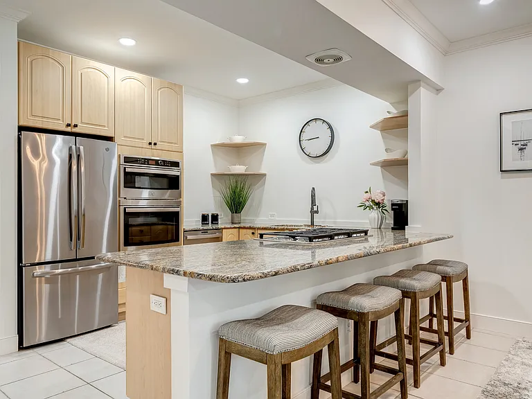 1129 Old Sag Harbor Rd — Photo 12