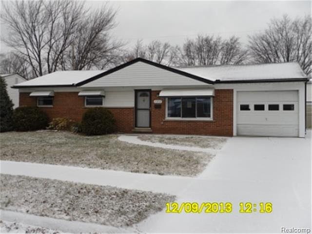 1st image of 23207 Shoreview St
