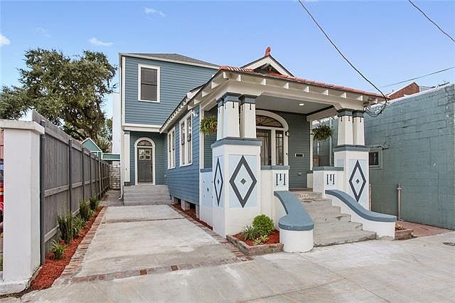 1st image of 1517 Terpsichore St