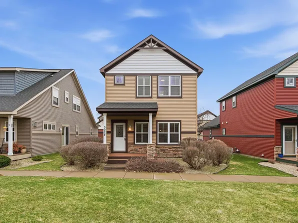 3024 Cottage Ln N, Maplewood, MN 55109