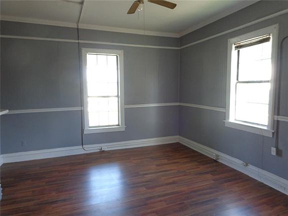 2nd image of 601 Elder St APT C