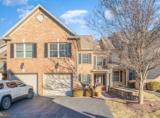 5025 Mendenhall Dr, Mechanicsburg, PA 17050