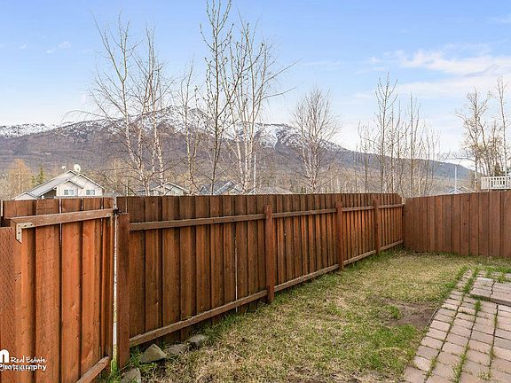 3rd image of 20440 Granite Park Cir