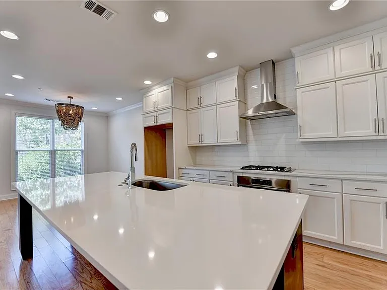 341 Bailey Walk — Photo 10