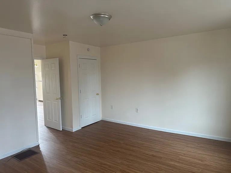 86 Cedar St #I — Photo 6