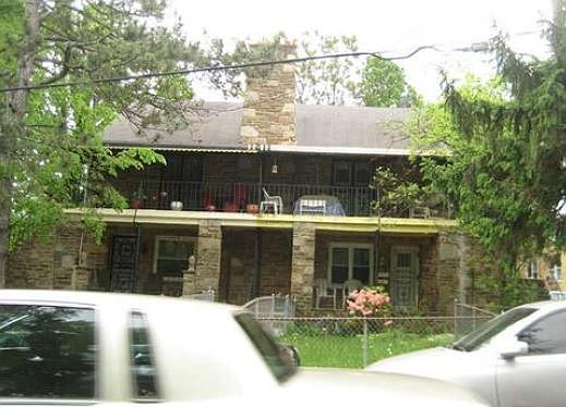 2nd image of 2511 W Belvedere Ave