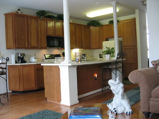 2nd image of 5919 Jovet Way