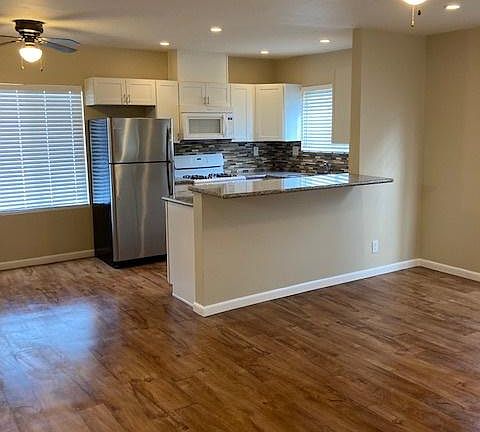 2nd image of 4582 Bancroft St APT 4