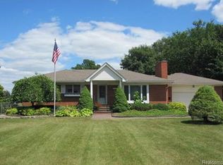 14150 Richfield St, Livonia, MI 48154