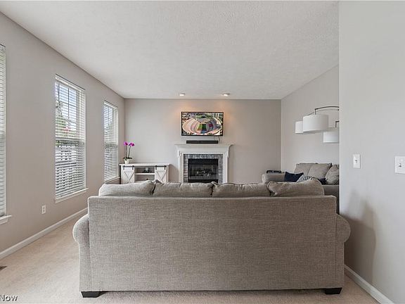 3rd image of 1225 Ledgestone Dr