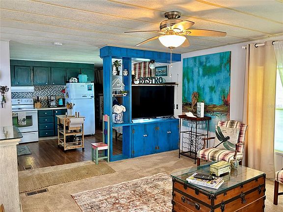5th image of 310 MOUNT PINEY AVENUE NE #266