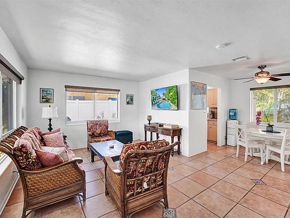 3rd image of 4542 Seagrape Dr #2