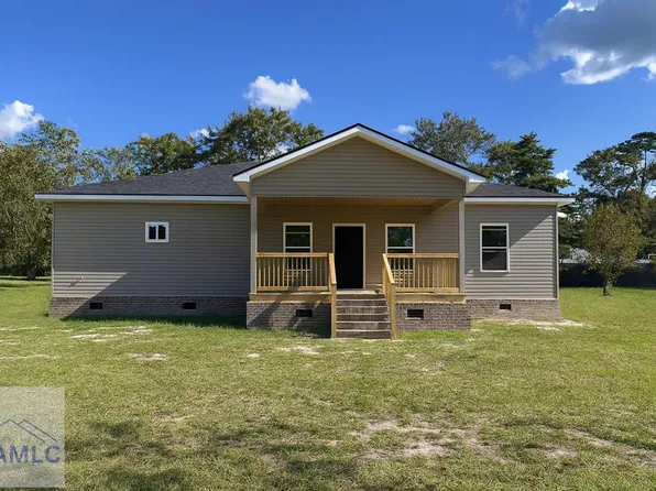 97 Shirley Ln, Glennville, GA 30427