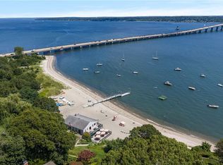 1819 Boston Neck Rd, Saunderstown, RI 02874