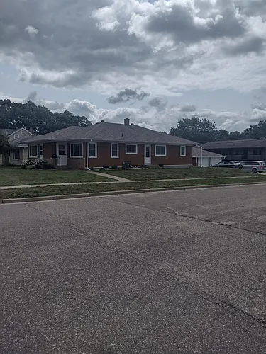 403 Grove St Photo 1