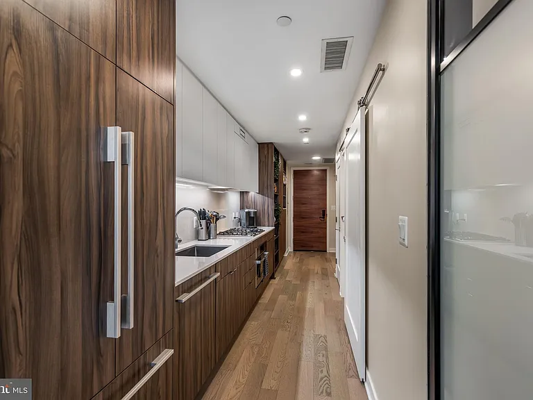 37 L St SE #803 — Photo 8