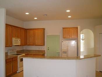 2nd image of 6595 Park Ln W