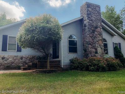 1245 Hill Rd, White Lake, MI, 48383