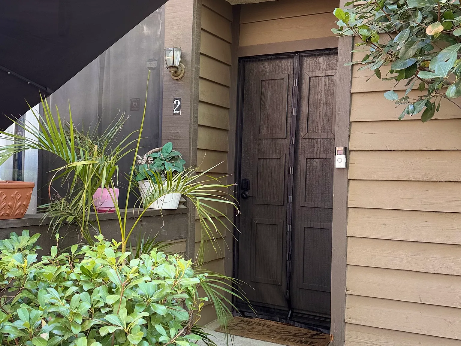 Lassen St, Chatsworth — Photo 1