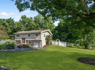 4 Laroc Rd, Chester, NY 10918