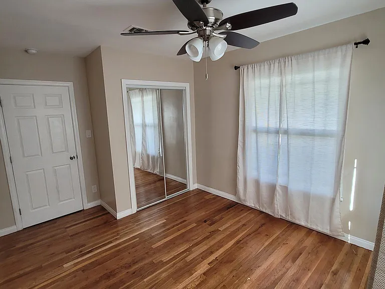 6503 White Oak Ave — Photo 19