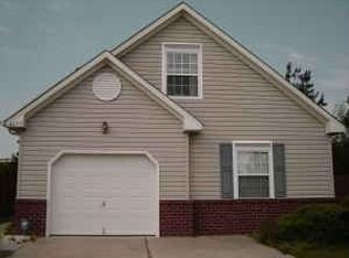 4637 Hunting Wood Rd, Chesapeake, VA 23321