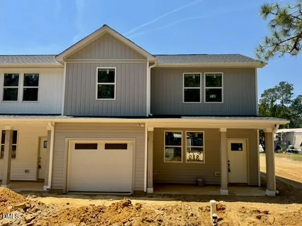 218 George St, Four Oaks, NC 27524