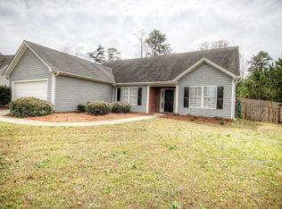812 Tucker Trl, Loganville, GA