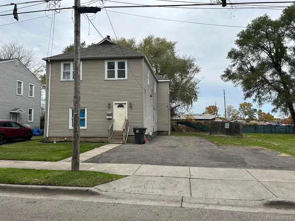 45 & 47 Whitfield St, Pontiac, MI 48342