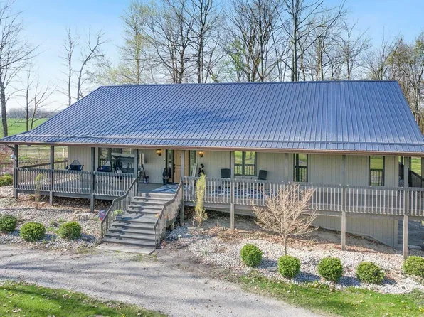 7502 S State Road 105 Rd, South Whitley, IN 46787