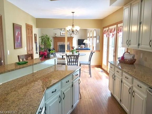 2nd image of 2116 Weston Dr