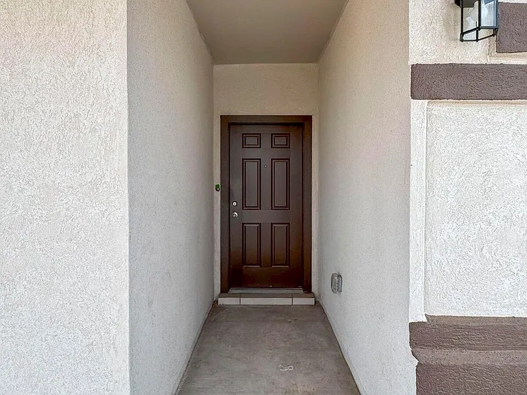 15216 Hunch Ct — Photo 4
