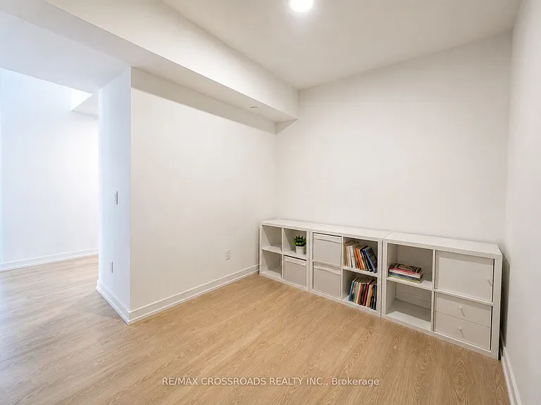 1100 Sheppard Ave W #929 — Photo 6