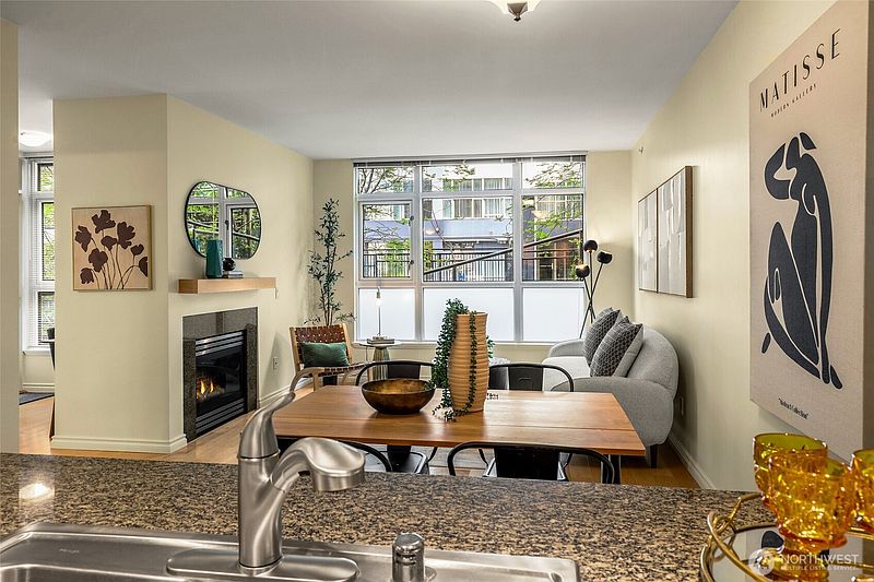 5th image of 1420 Terry Avenue #304