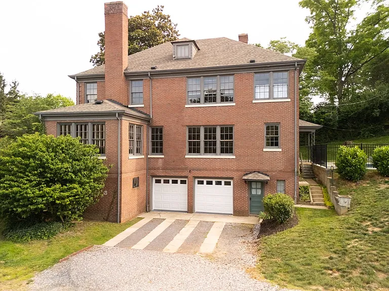 290 Long Crescent Dr — Photo 13