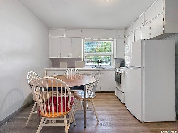 5th image of 168 2nd AVENUE SE