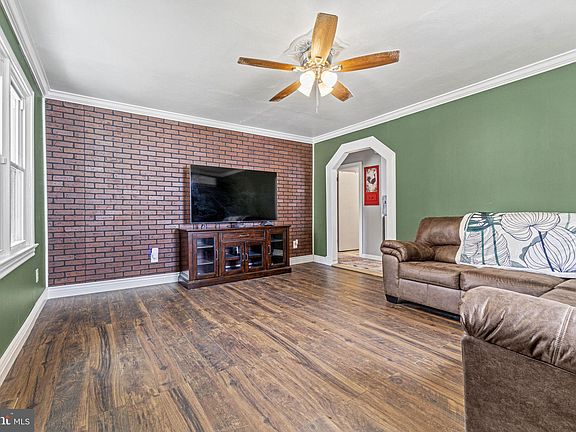 4th image of 109 Pegram Ln