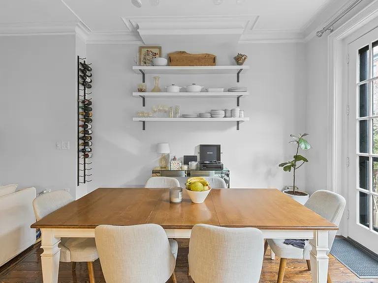 4 Cazenove St #1 — Photo 8