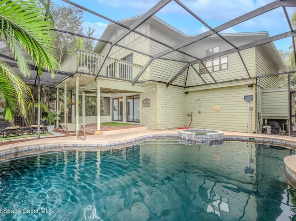 5925 Riverside Dr, Melbourne Beach, FL 32951