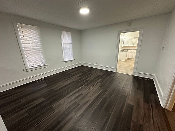 3rd image of 833 McReynolds Ave NW #1